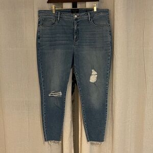 Sanctuary Distressed Ankle Jeans in Blue